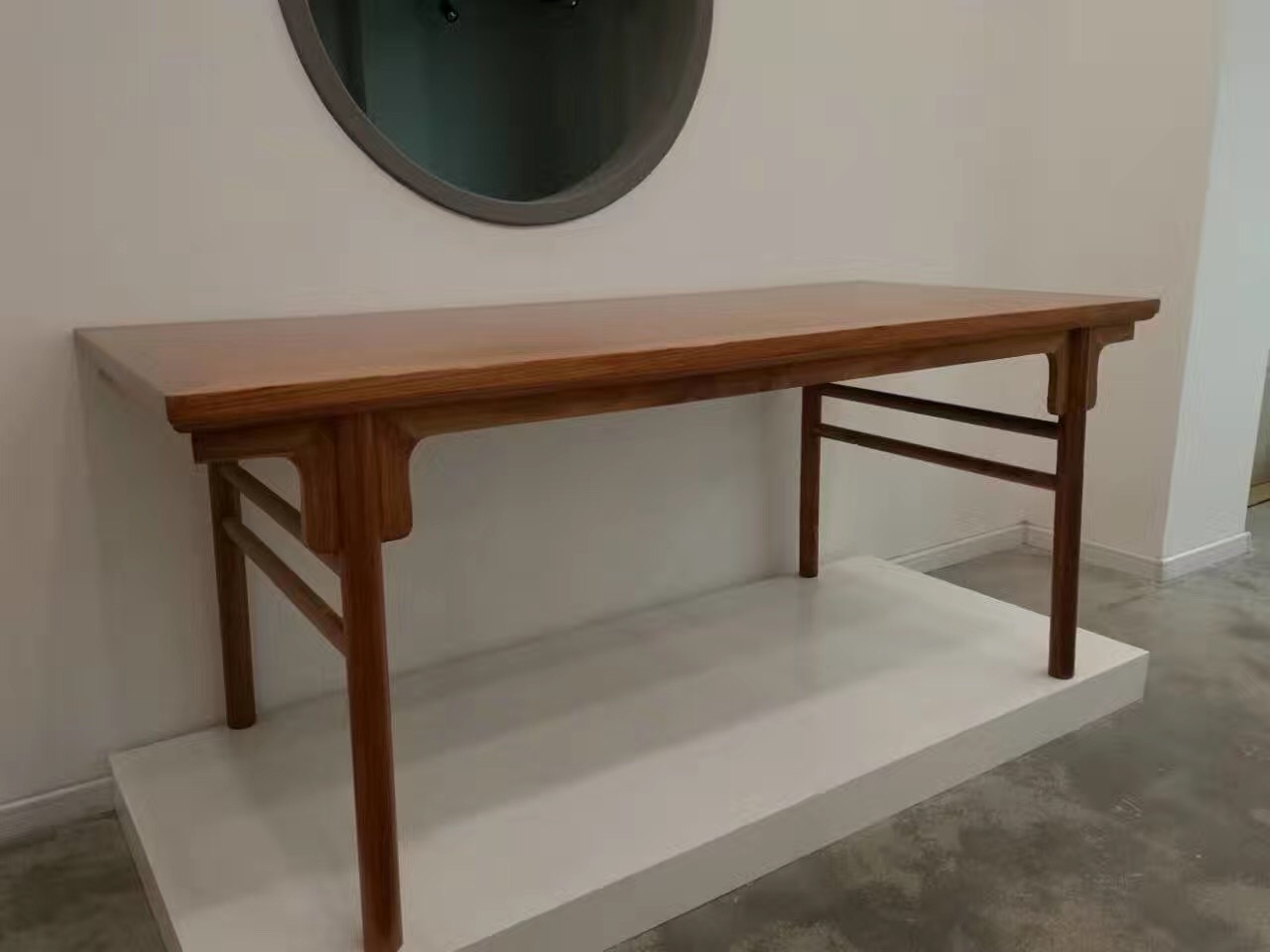 怎样选购红木古典家具？