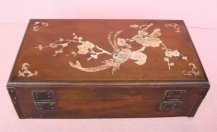 草花梨与亚花梨，你会区分吗？