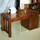 实木书桌应该如何选购，有哪些优点存在呢？