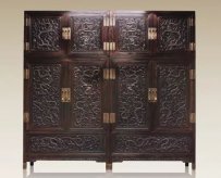 全球最贵的两个“柜”：9315万紫檀顶箱柜、9890万黄花梨顶箱柜！